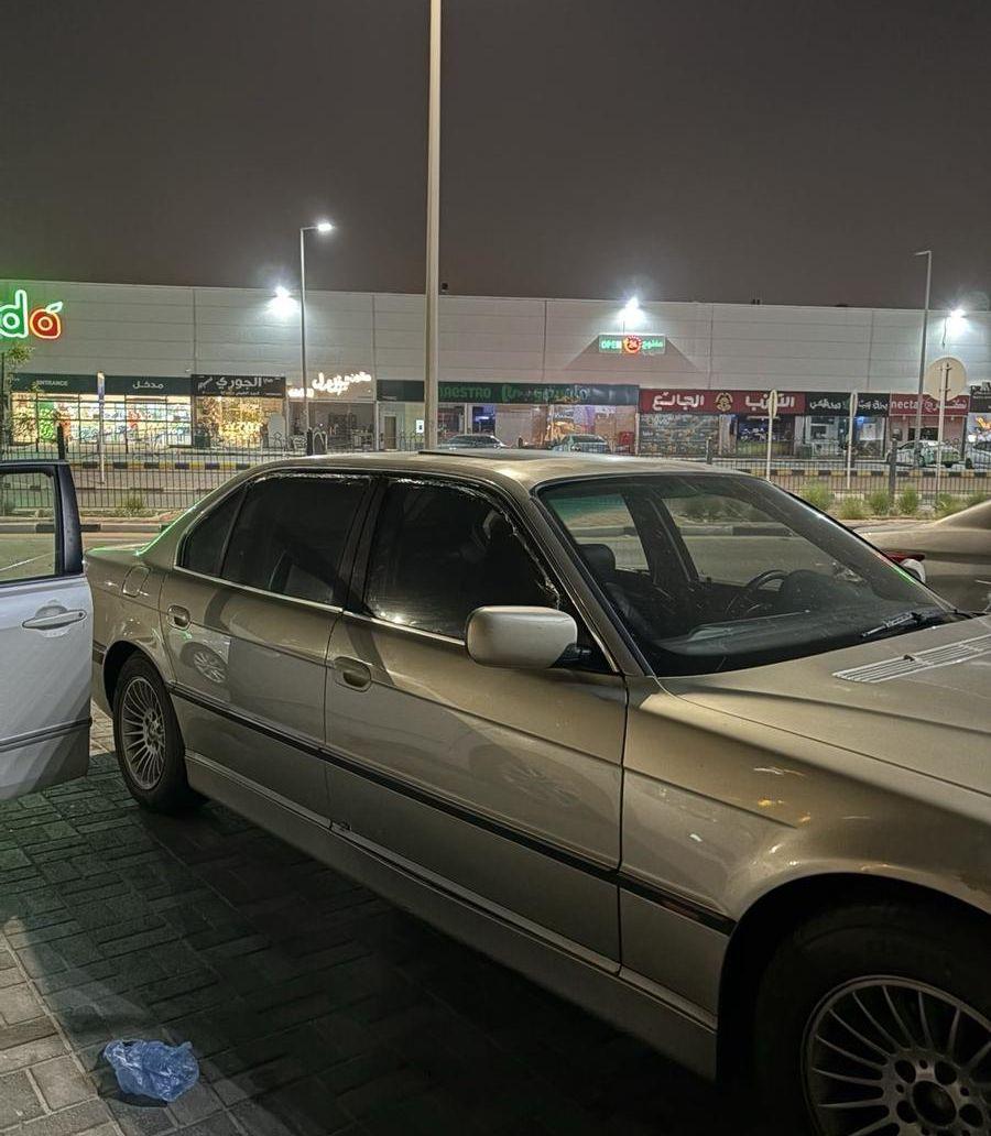 بي ام 8