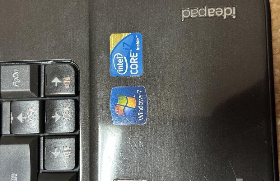 لابتوب lenovo