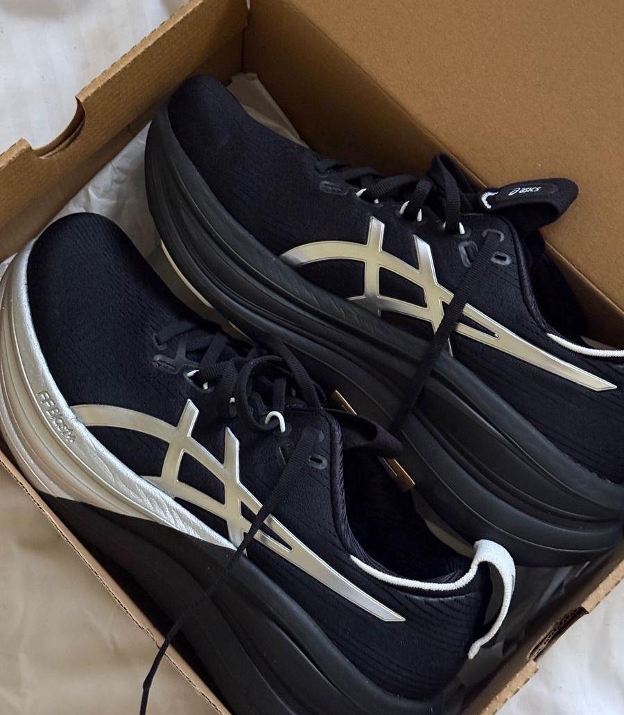 ASICS GEL-NIMBUS 28