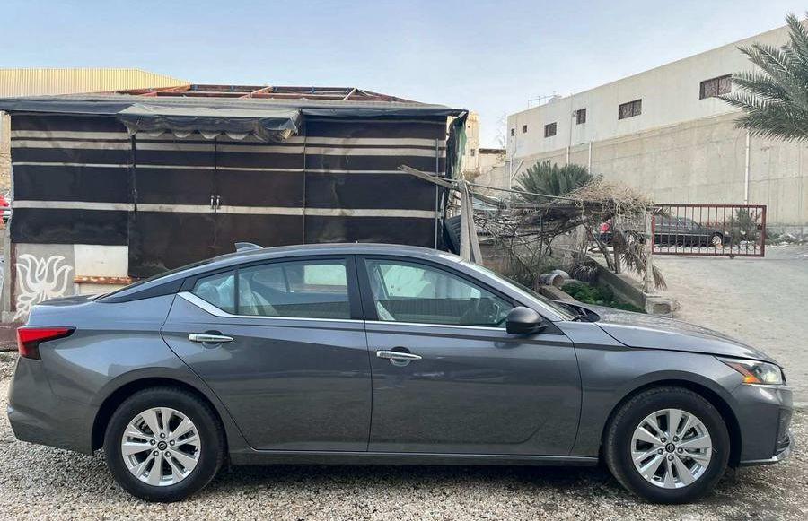 نيسان التيما استاندر