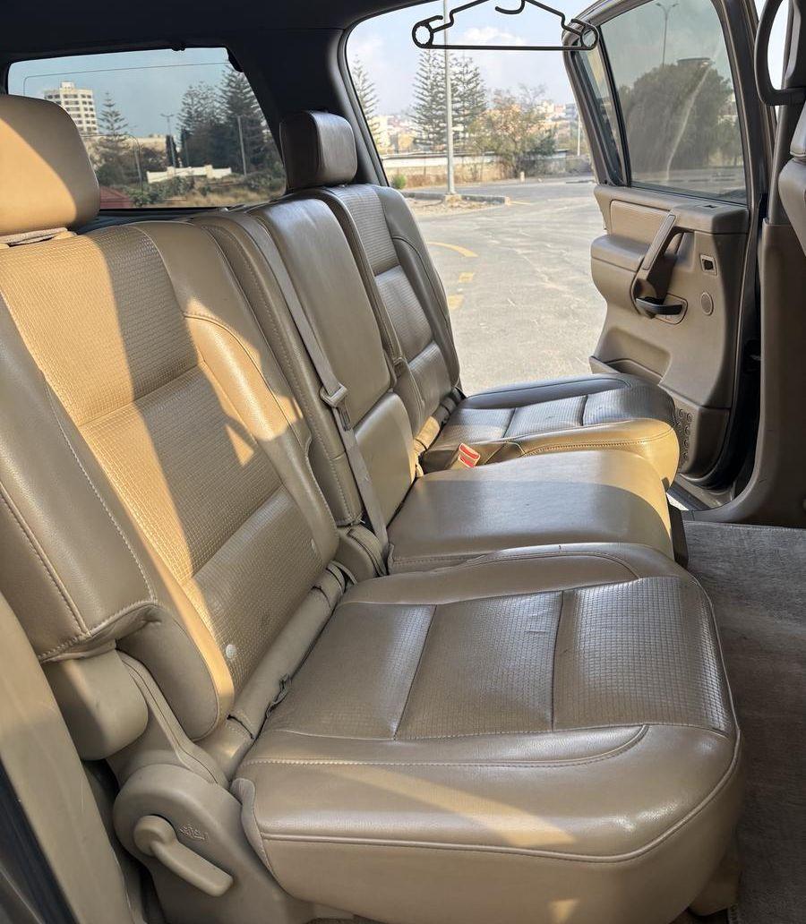 Nissan Armada 2006