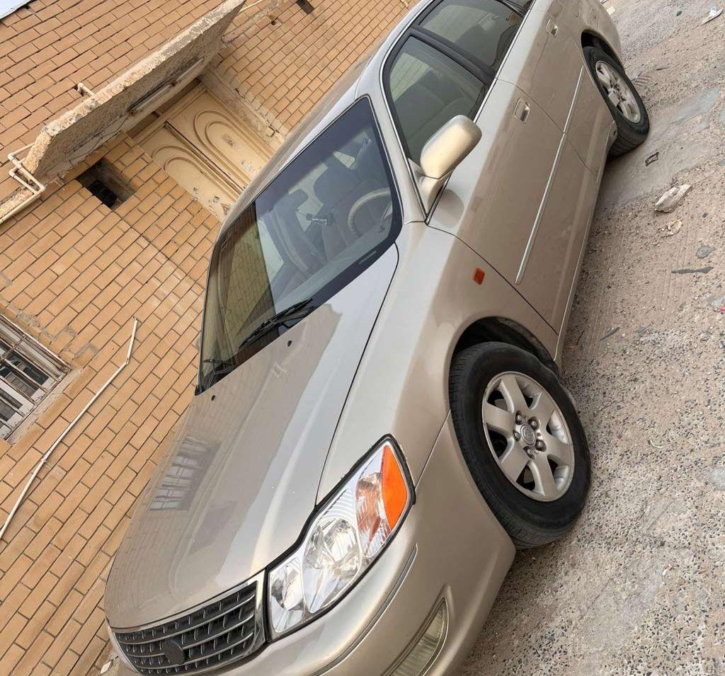 2003 تويوتا افالون