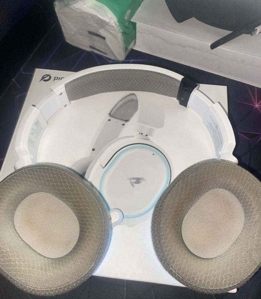 سماعات بيكن P2