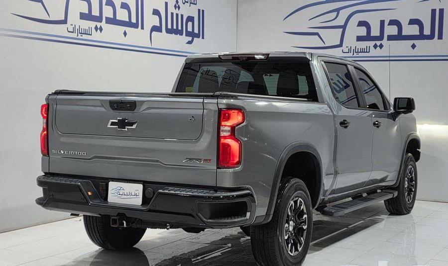 سلفرادو ZR2 فل