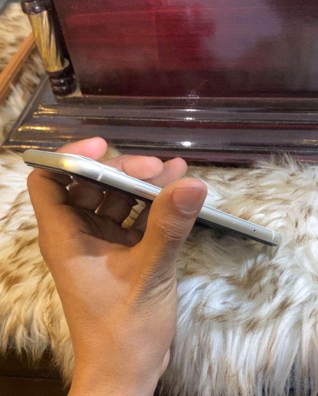 ايفون 11 للبدل