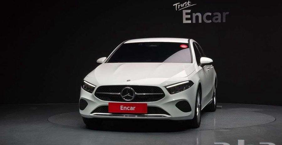 مرسيدس هاتشباك A220