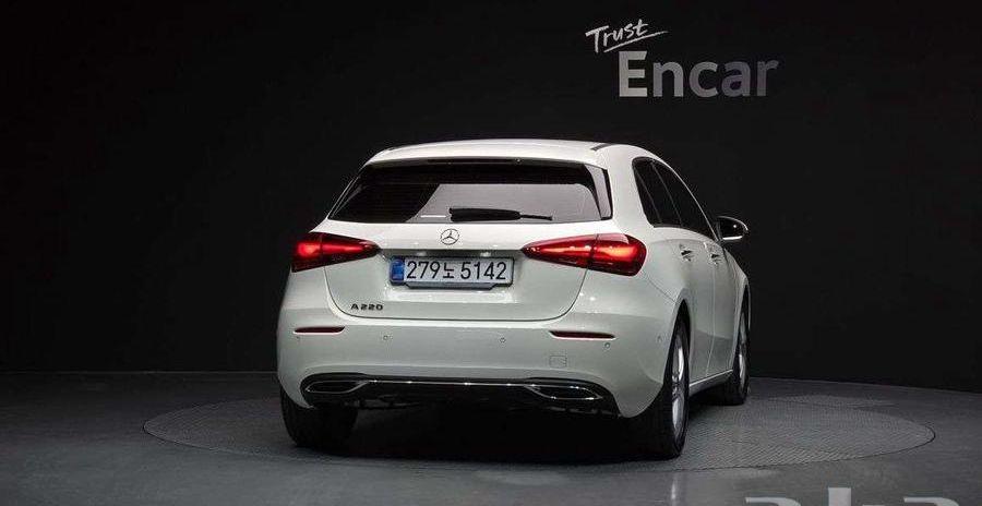 مرسيدس هاتشباك A220