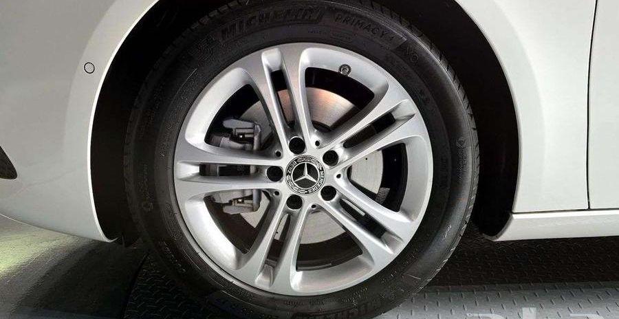 مرسيدس هاتشباك A220