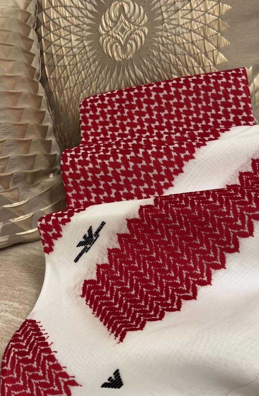 شماغ بربري وديور