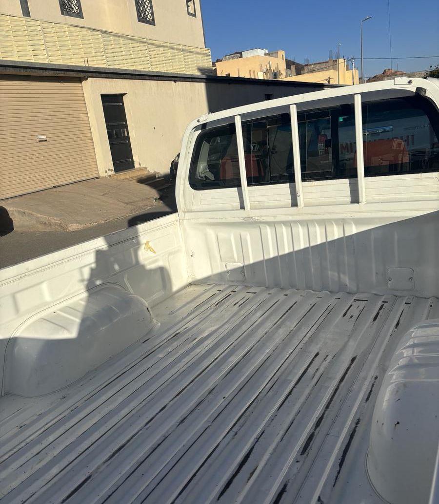 هايلوكس