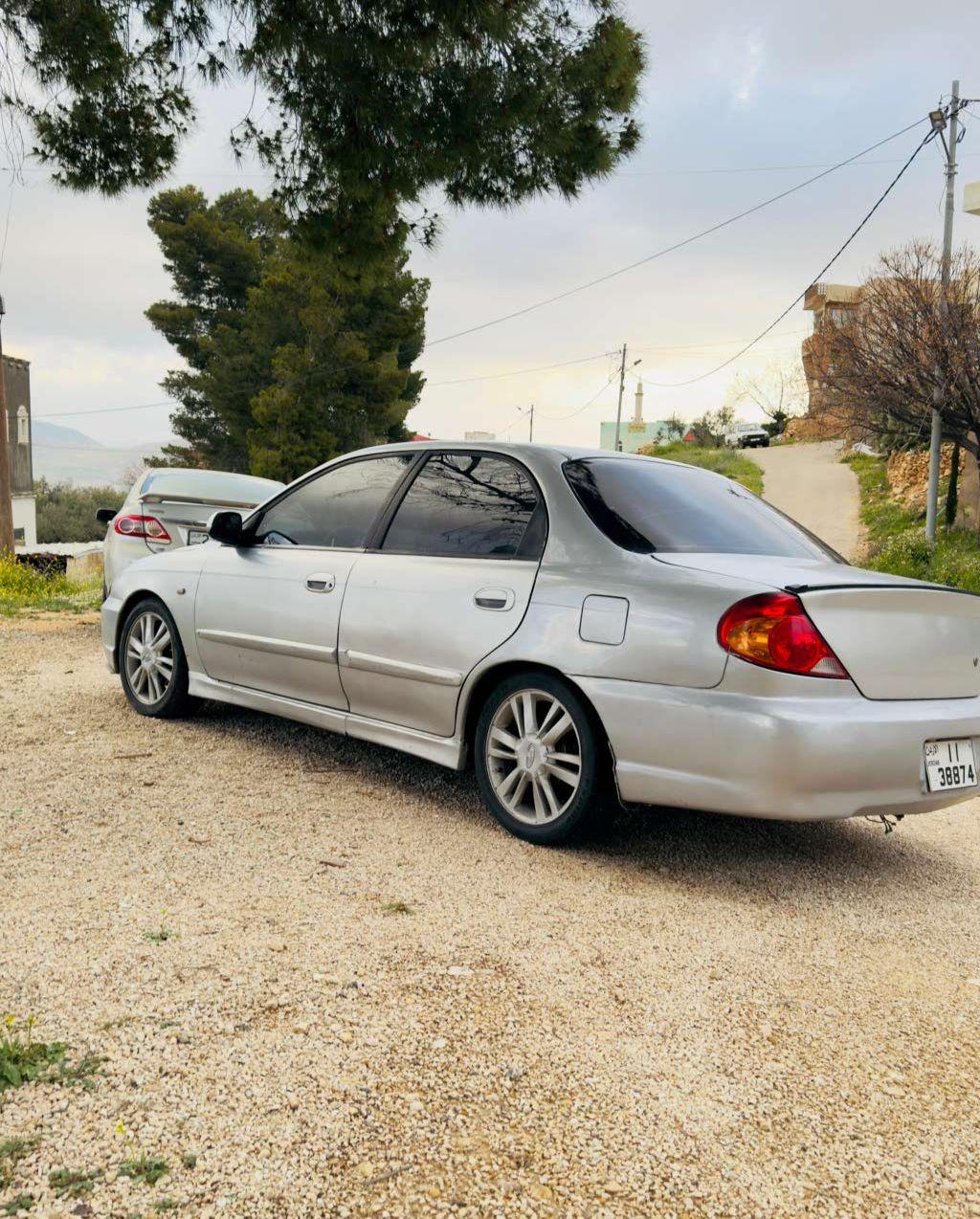 2000, كيا, سبيكترا