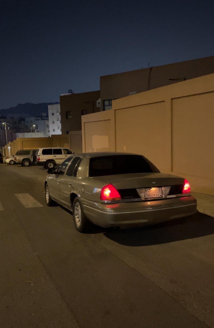 فورد فاكتوريا للبيع