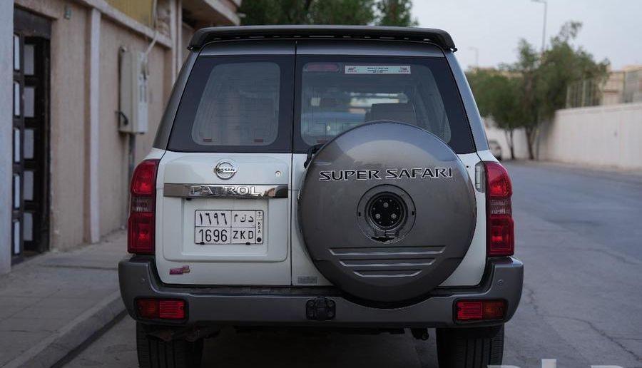نيسان باترول سوبر