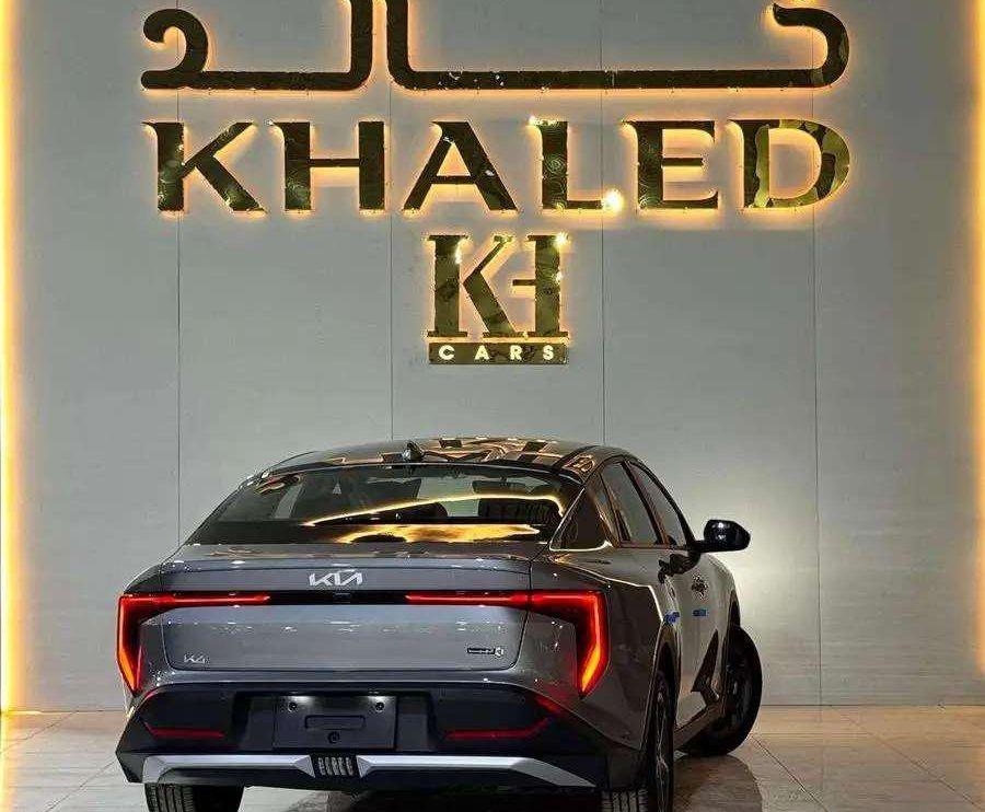 كيا K4 ستاندر