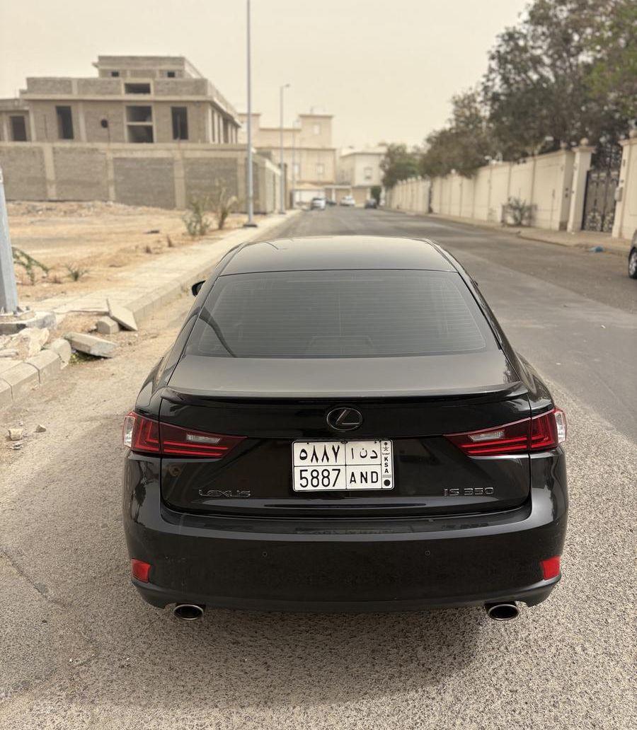 لكزس 350is. 2015