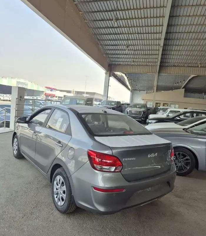كيا بيجاس استاندر