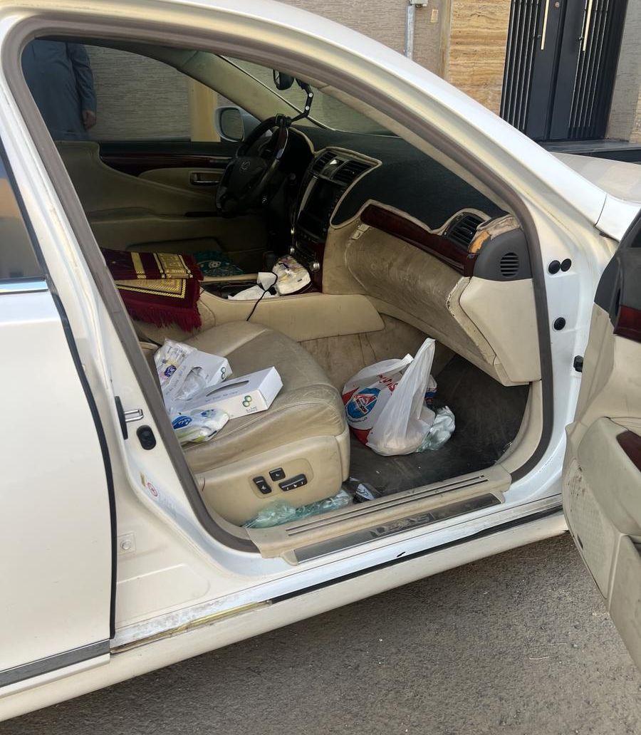 لكزس ال اس