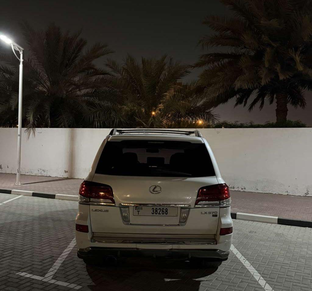 2009 لكزس LX