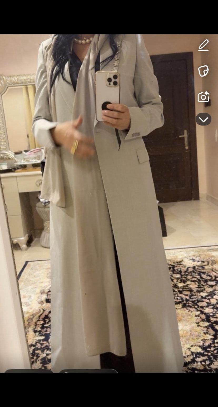 مجموعة ثياب جديدة