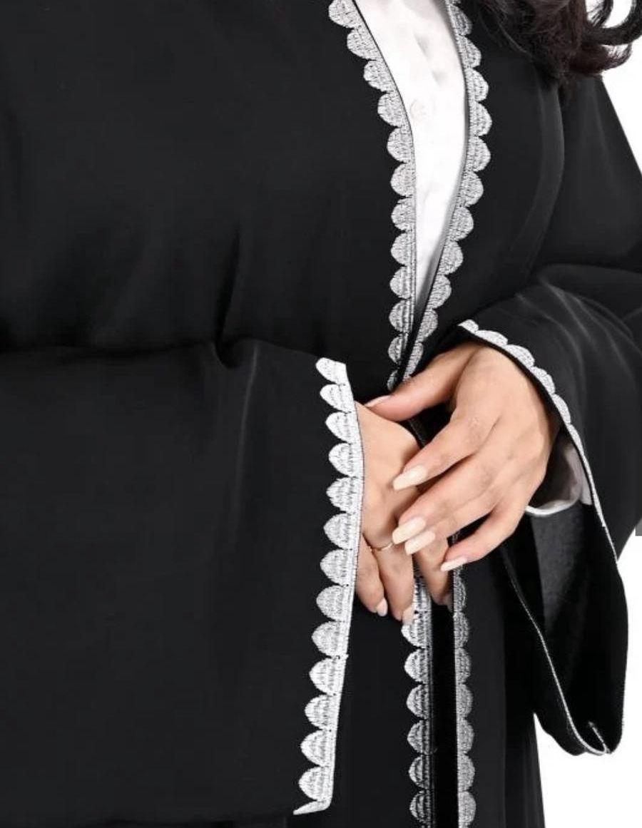عباية جديدة