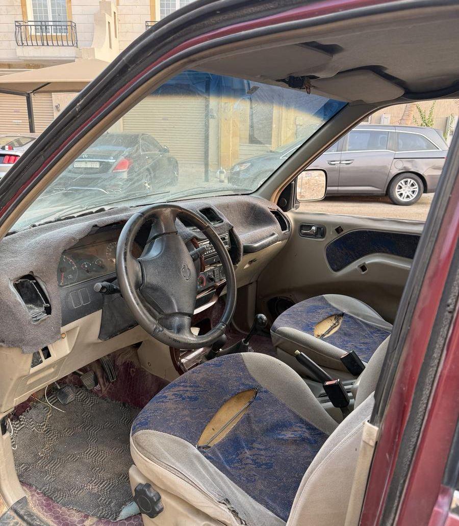 جيب تيرانو 2000
