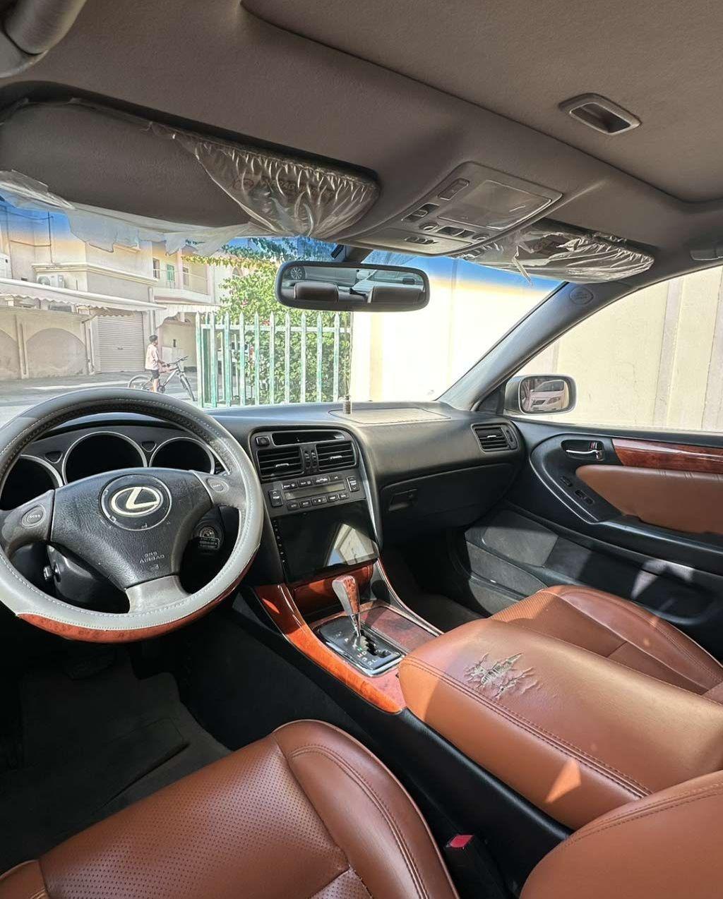 2001 لكزس GS