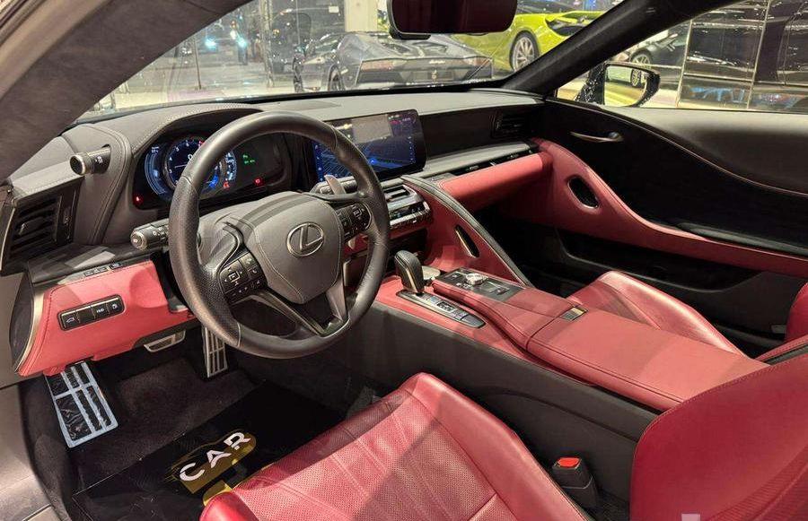 لكزس LC 500