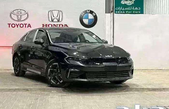 كيا K5 ستاندرد