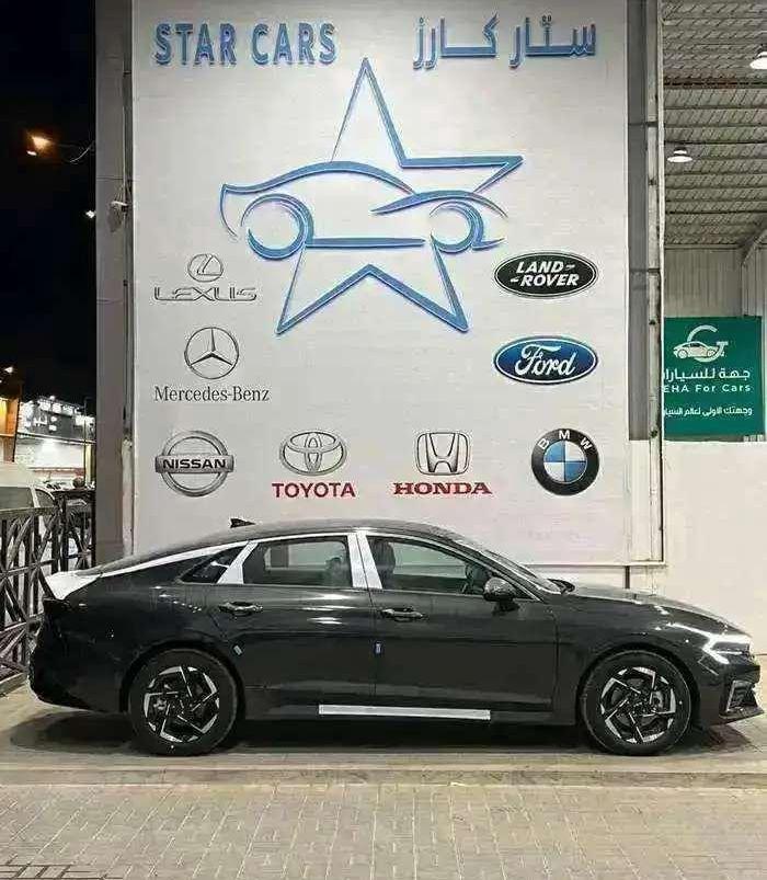 كيا K5 ستاندرد