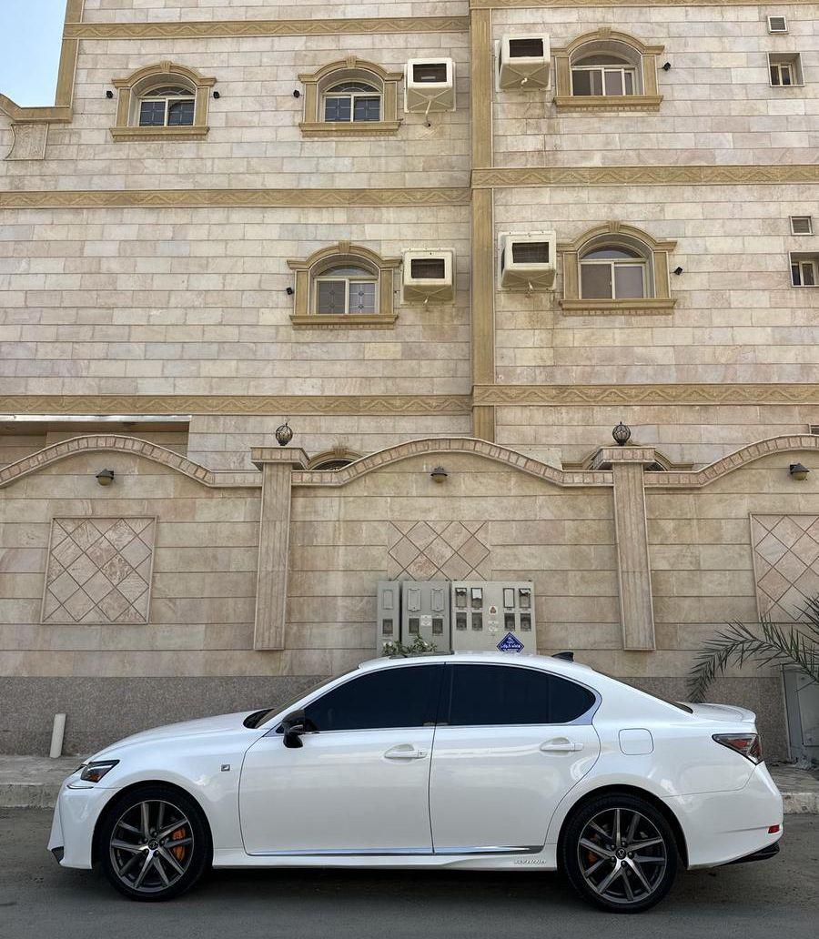 لكزس GS450 هايبر
