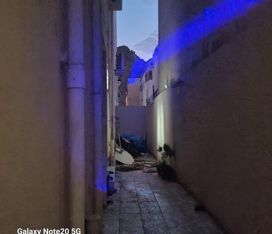 ليزر ازرق