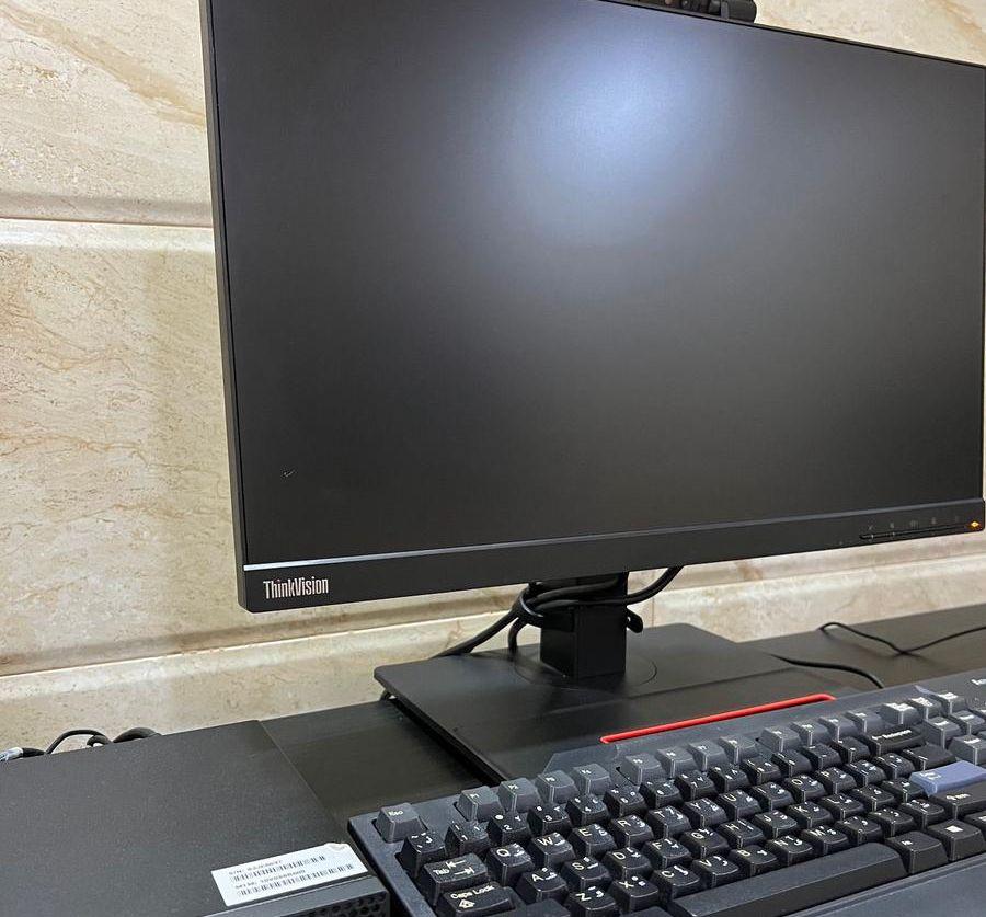 متوفر اجهزة كمبيوتر