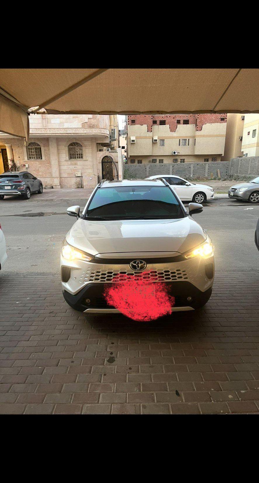 كورولا كروس 2025