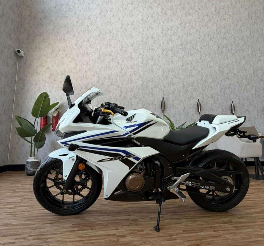 2016 هوندا CBR500R