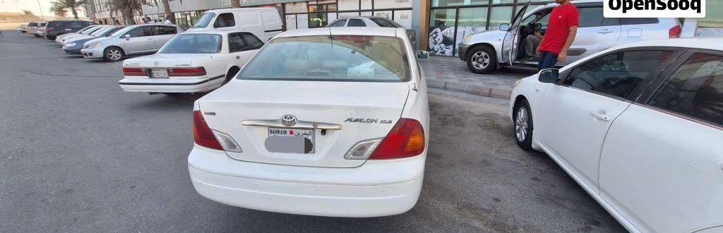 2001 تويوتا افالون
