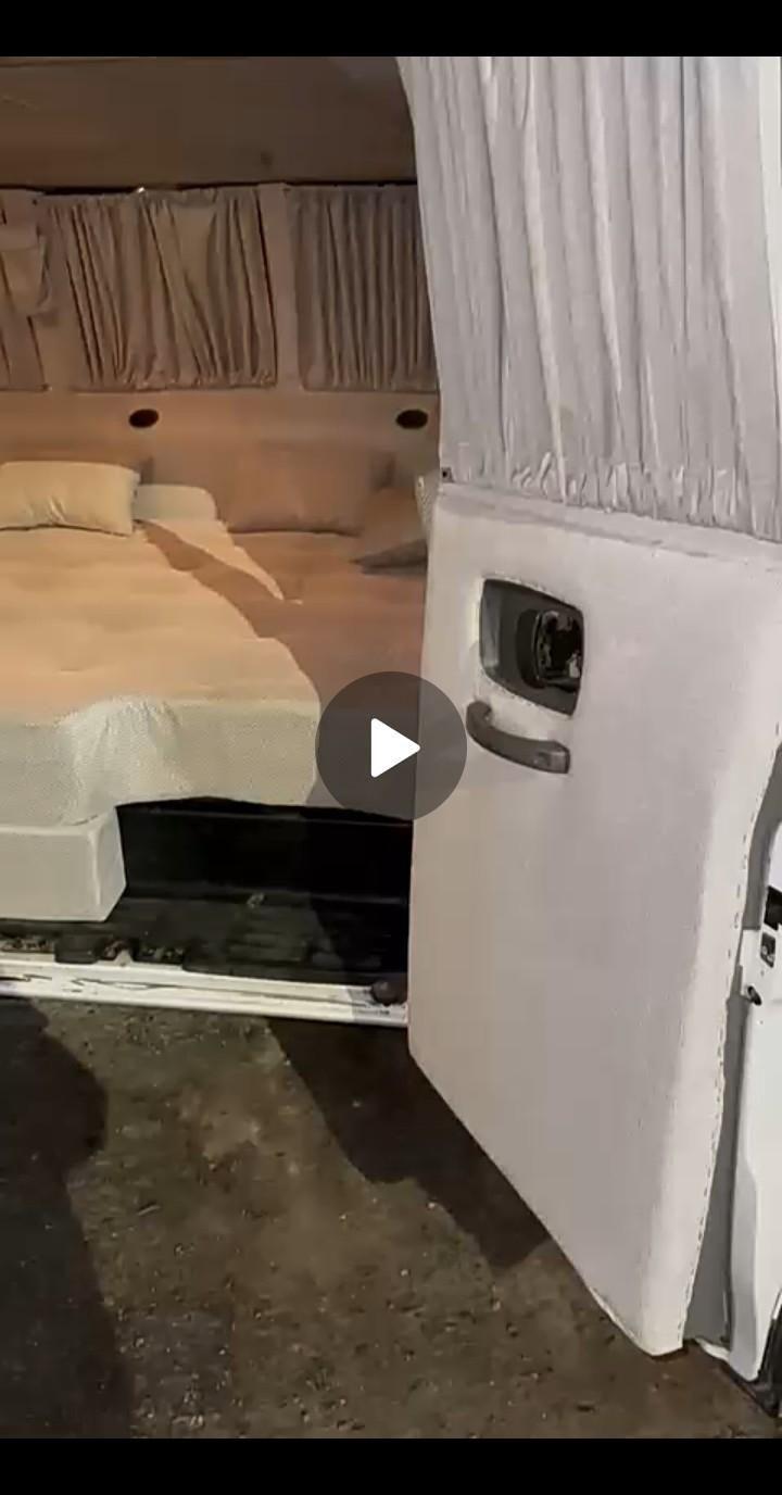 فان اكسبركس موديل