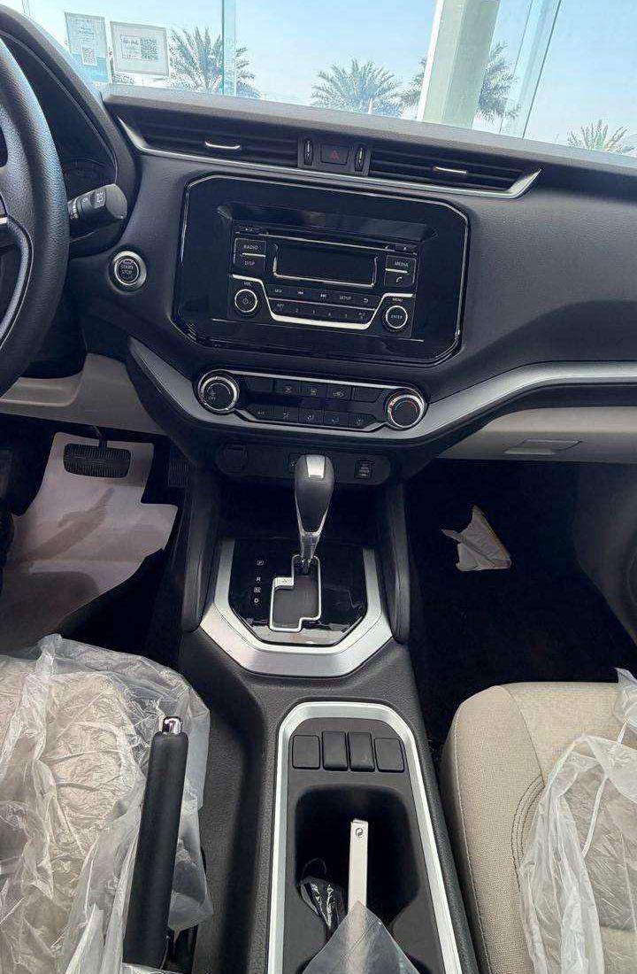 نيسان اكسيرا