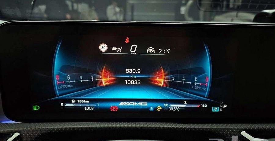 مرسيدس AMG CLA