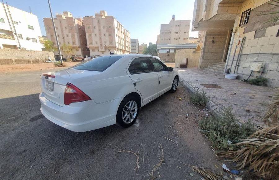 فورد فيوجن 2010