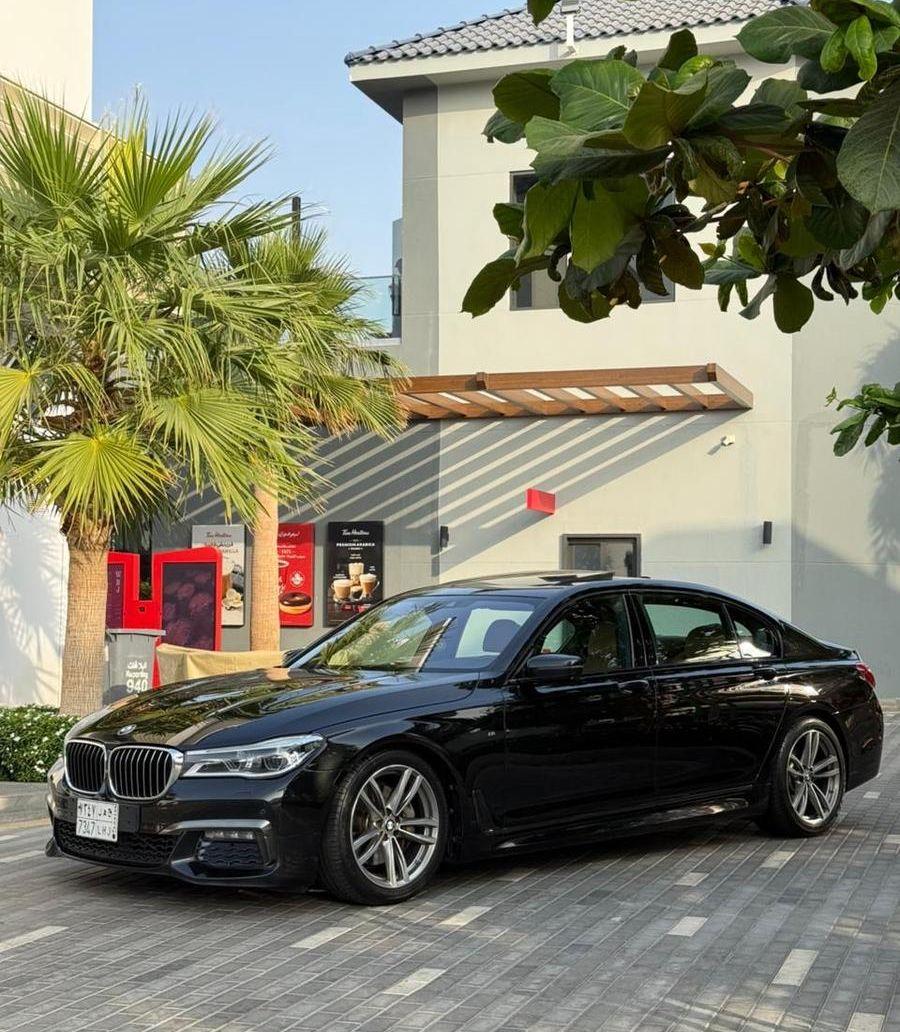 للبيع BMW 740LI