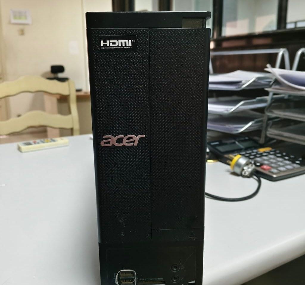 كمبيوتر مكتبي Acer