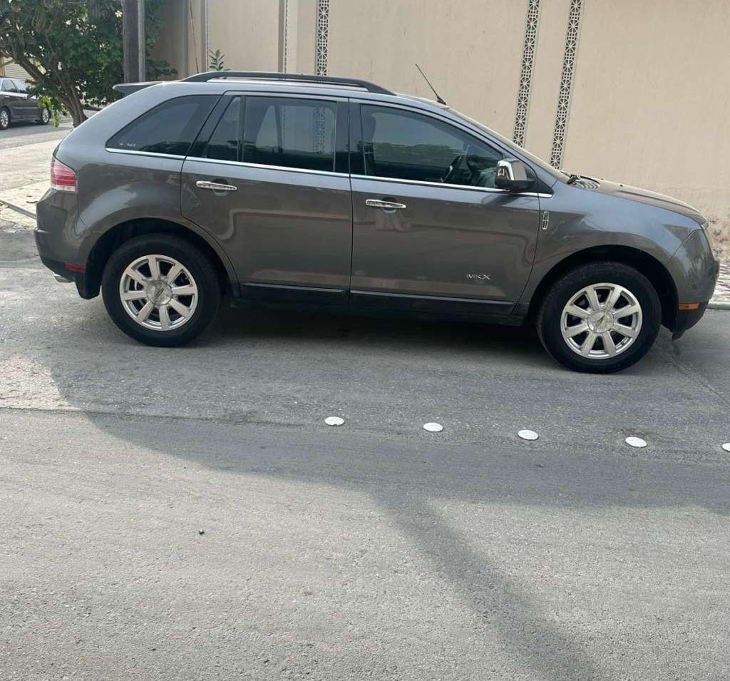2009 لينكولن MKX