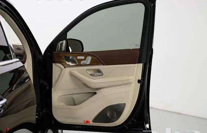 Mercedes-Benz GLS 600