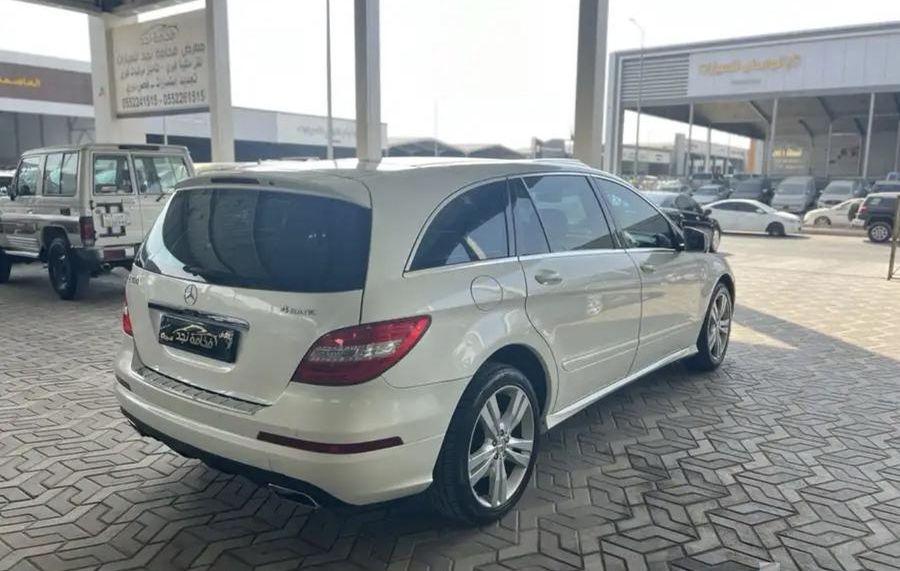 مرسيدس R350. 2013