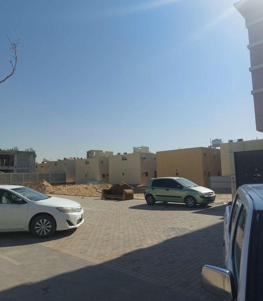 أرض تجارية للاستثمار