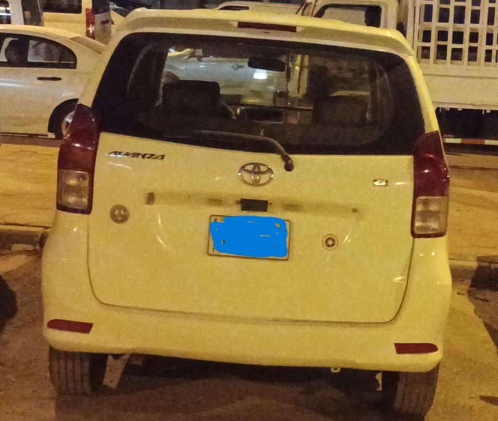 2015 تويوتا افانزا
