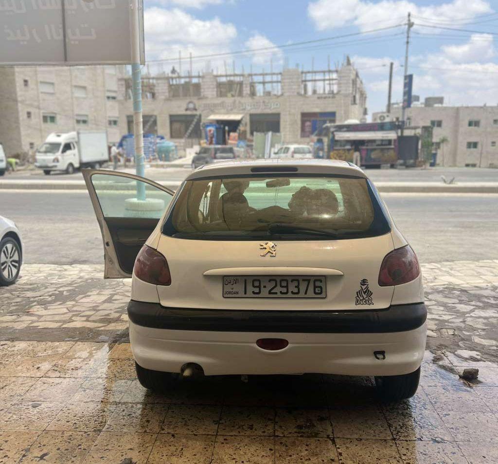 2009, بيجو, 206,