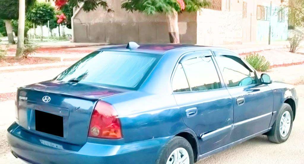 2010 هيونداي فيرنا