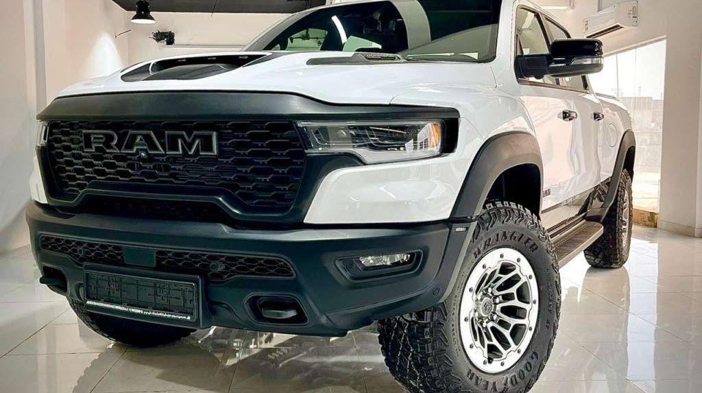 2025 دودج رام