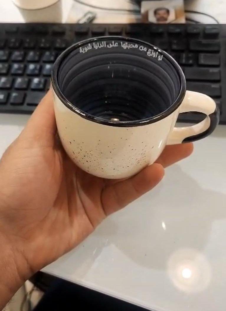 هدايا وكتابه على